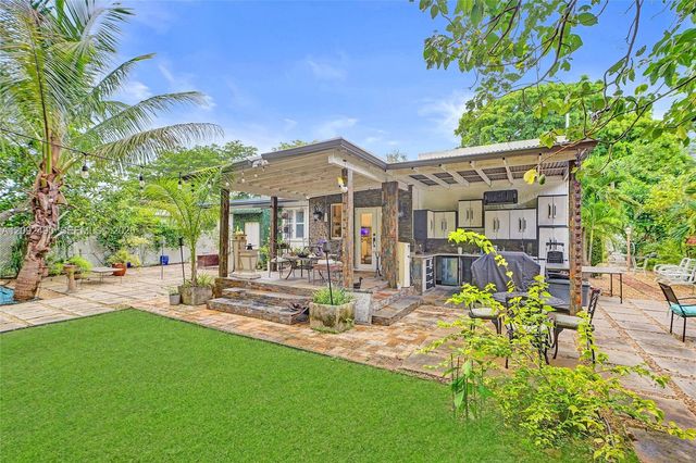 860 NE 127th Street, North Miami, FL 33161