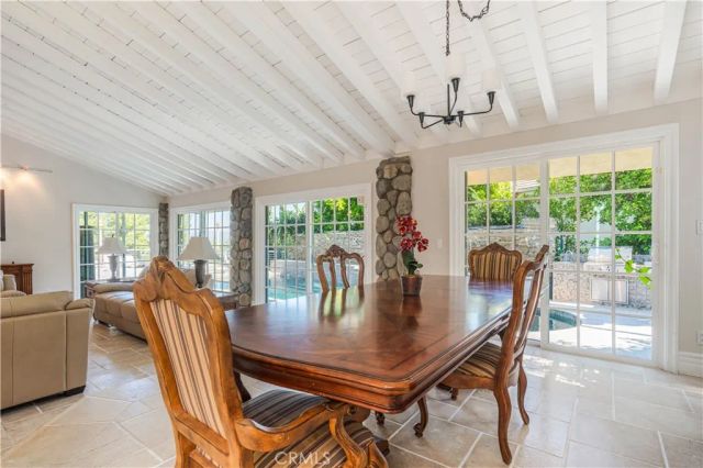 4615 White Oak, Encino, CA 91316