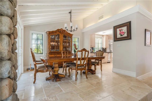 4615 White Oak, Encino, CA 91316