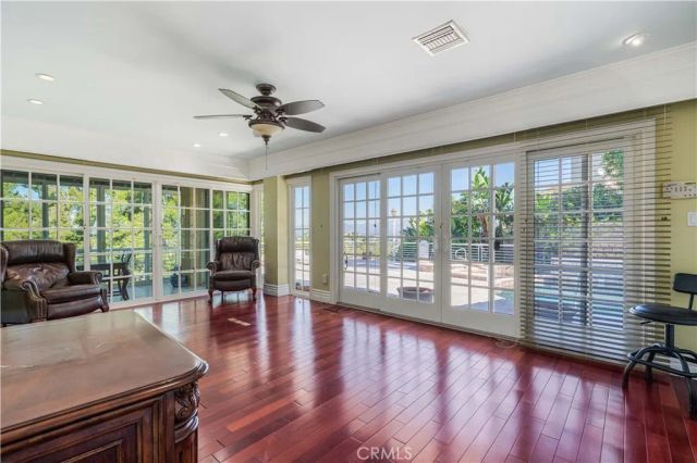 4615 White Oak, Encino, CA 91316