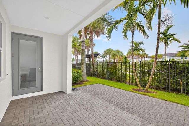 16131 Oakview Drive, Westlake, FL 33470