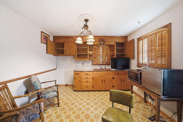 5011 Victoria ST, Roanoke, VA 24017