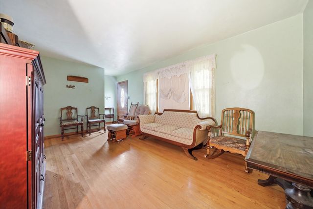 5011 Victoria ST, Roanoke, VA 24017
