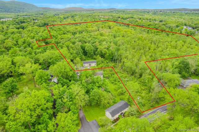 4-8 Donlo Drive, Fishkill, NY 12524
