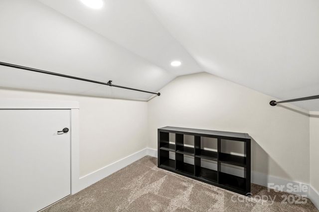 202 S Oak Street, Statesville, NC 28677