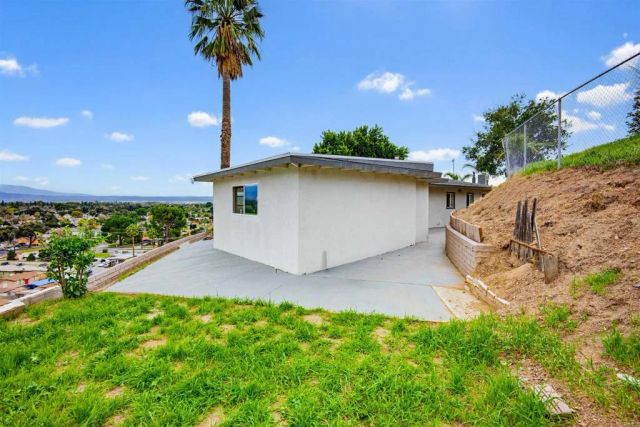304 Edgerton Drive, San Bernardino, CA 92405