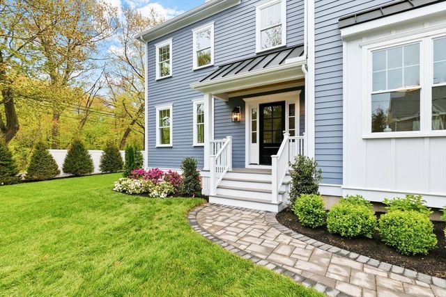 2 Westwood Rd, Lexington, MA 02420