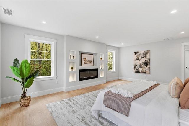 2 Westwood Rd, Lexington, MA 02420