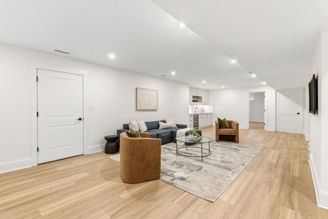 2 Westwood Rd, Lexington, MA 02420
