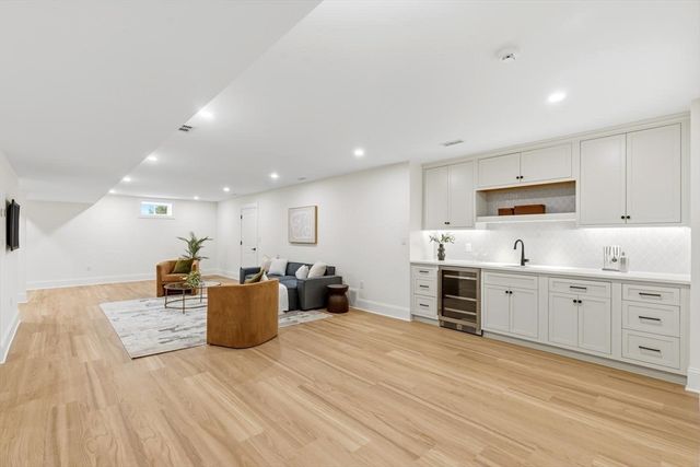 2 Westwood Rd, Lexington, MA 02420