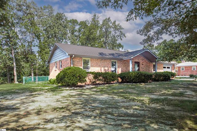 120 Pineview Drive, Easley, SC 29642