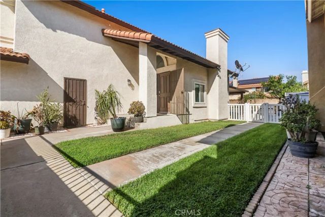 6567 SONOMA Avenue, Fontana, CA 92336