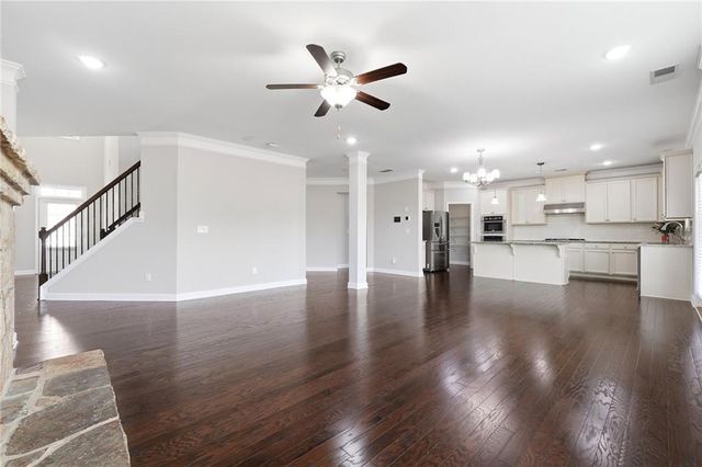 304 Cochin Drive, Woodstock, GA 30188