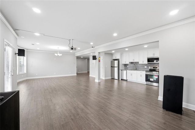 304 Cochin Drive, Woodstock, GA 30188