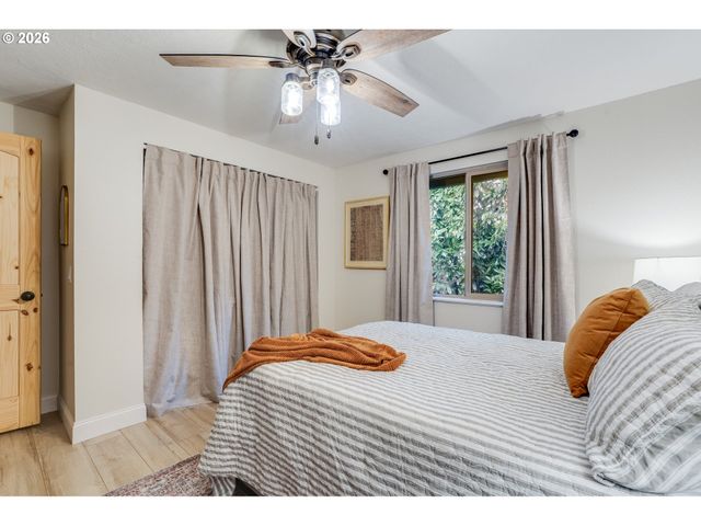 4480 GRANT St, West Linn, OR 97068