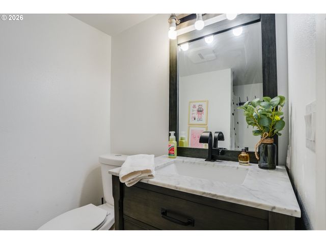 4480 GRANT St, West Linn, OR 97068