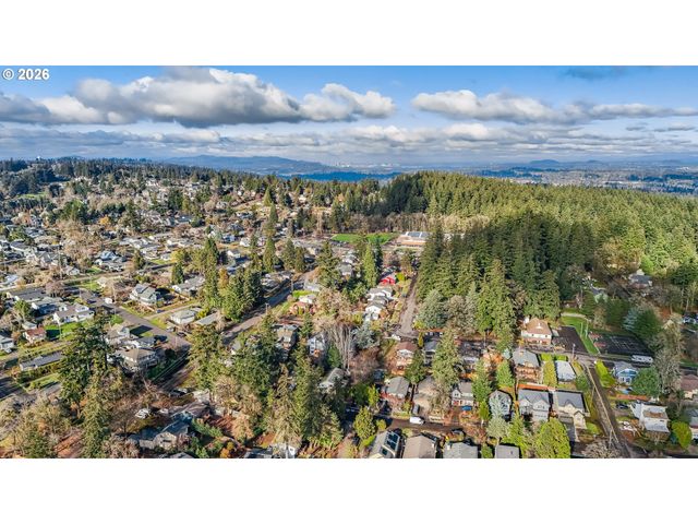 4480 GRANT St, West Linn, OR 97068