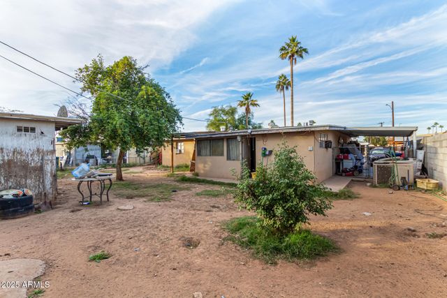 1917 E Pinchot Avenue, Phoenix, AZ 85016