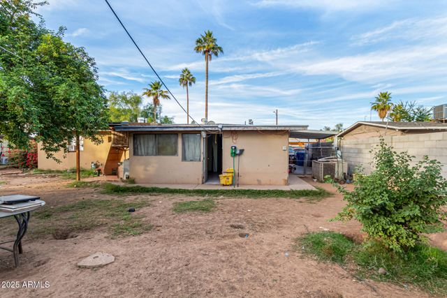 1917 E Pinchot Avenue, Phoenix, AZ 85016