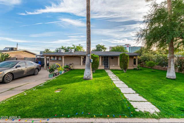 1917 E Pinchot Avenue, Phoenix, AZ 85016