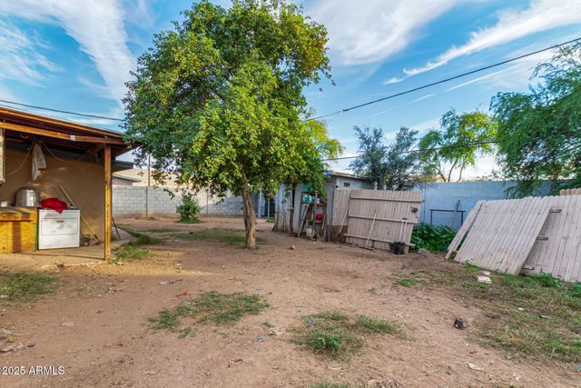 1917 E Pinchot Avenue, Phoenix, AZ 85016