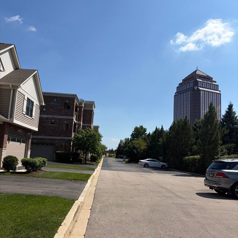 411 W Pierce Road, Itasca, IL 60143