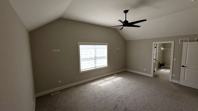 411 W Pierce Road, Itasca, IL 60143