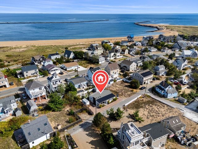 12 Barker St, Newburyport, MA 01950