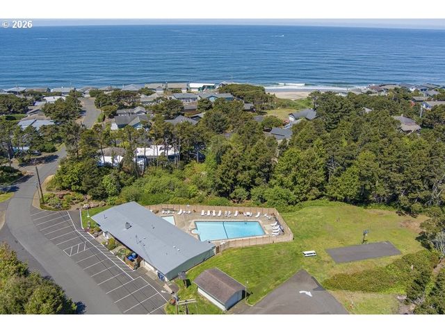 330 EL ROTUNDO Ave, Lincoln City, OR 97367