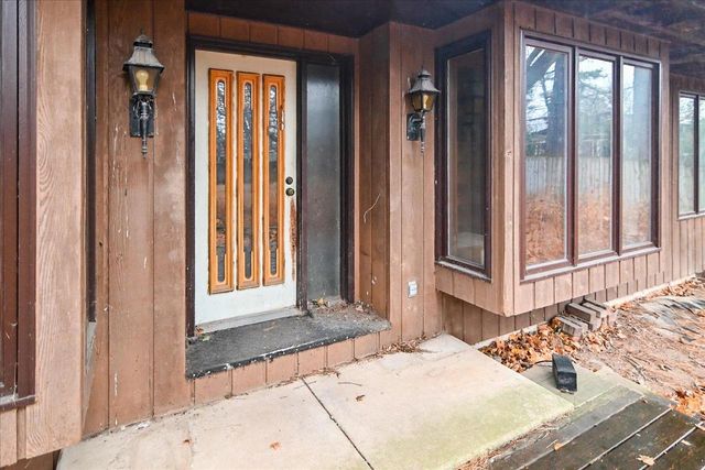 1910 Lewon Drive, Madison, WI 53711