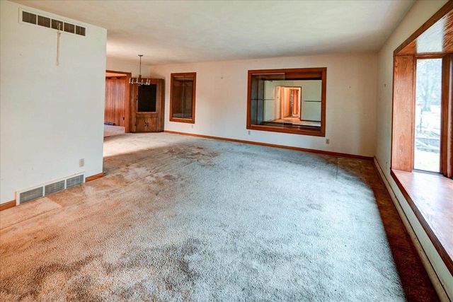 1910 Lewon Drive, Madison, WI 53711