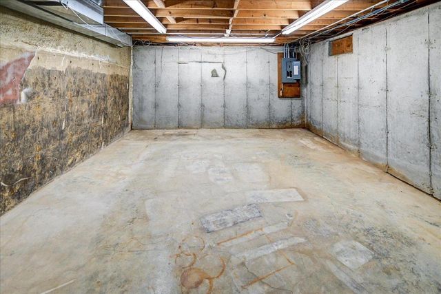 1910 Lewon Drive, Madison, WI 53711