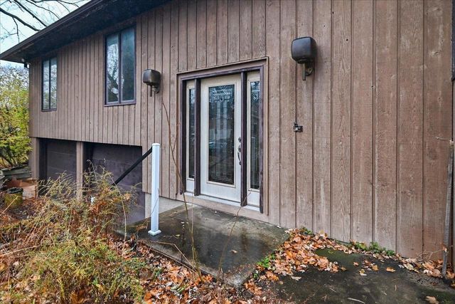 1910 Lewon Drive, Madison, WI 53711