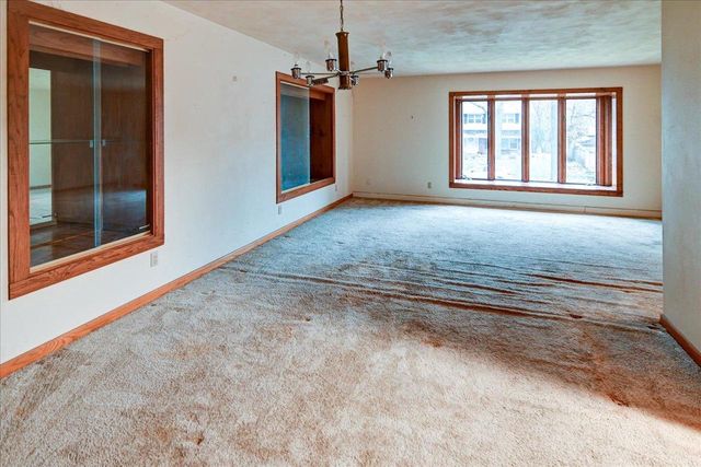 1910 Lewon Drive, Madison, WI 53711