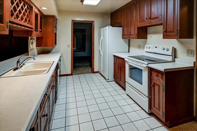 1910 Lewon Drive, Madison, WI 53711