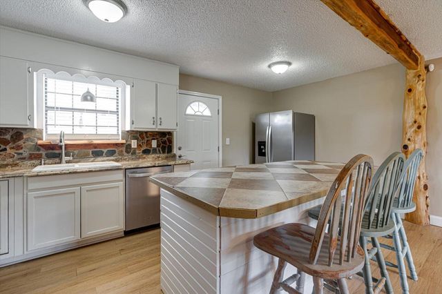 2049 Saunders Road, Ringgold, GA 30736