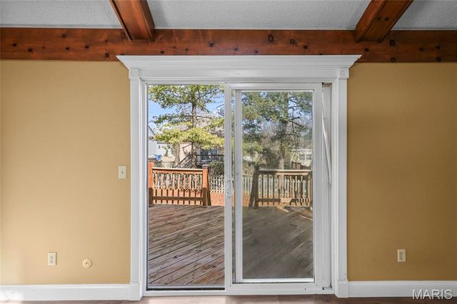 1649 Country Hill Lane, Manchester, MO 63021