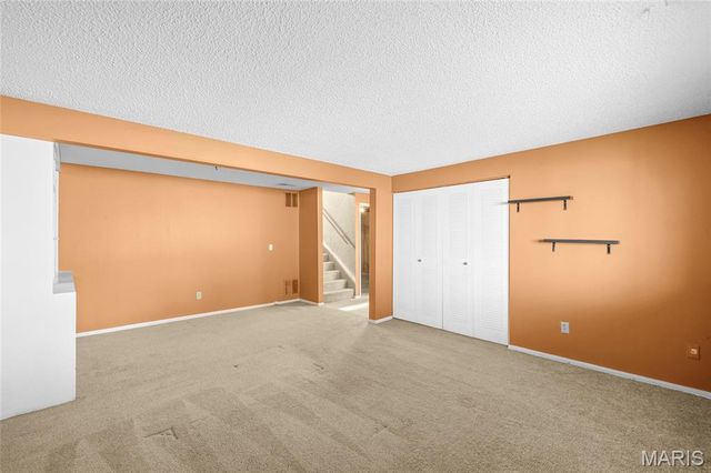 1649 Country Hill Lane, Manchester, MO 63021