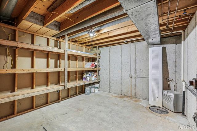 1649 Country Hill Lane, Manchester, MO 63021