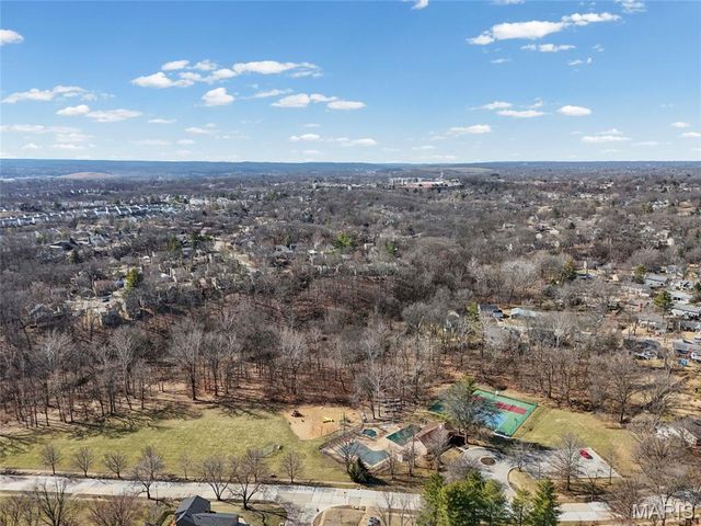 1649 Country Hill Lane, Manchester, MO 63021