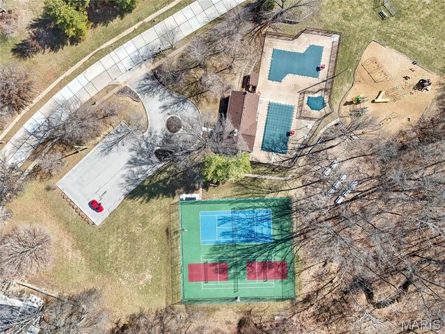 1649 Country Hill Lane, Manchester, MO 63021