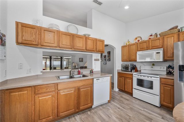 217 OAK CROSSING BOULEVARD, Auburndale, FL 33823