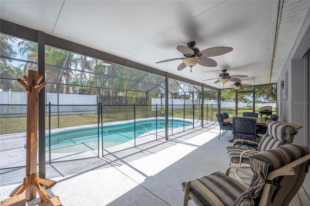 217 OAK CROSSING BOULEVARD, Auburndale, FL 33823