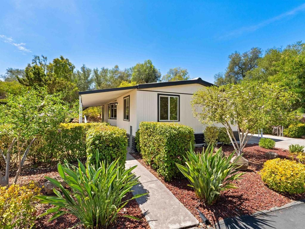 18218 Paradise Mtn Rd 14, Valley Center, CA 92082 — photo 2