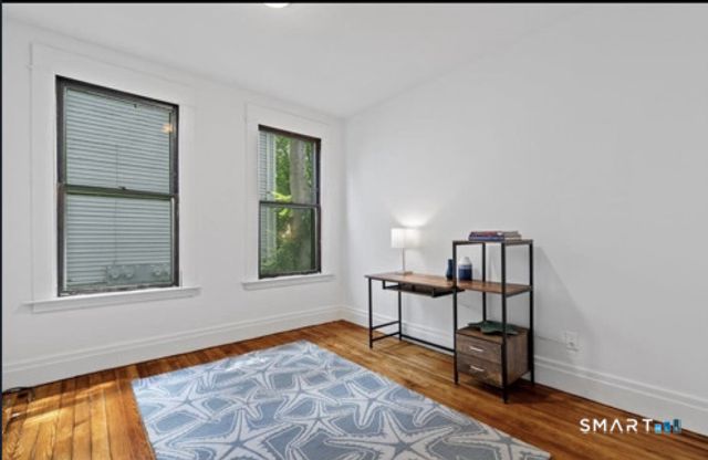 212 Maple Street, New Haven, CT 06511
