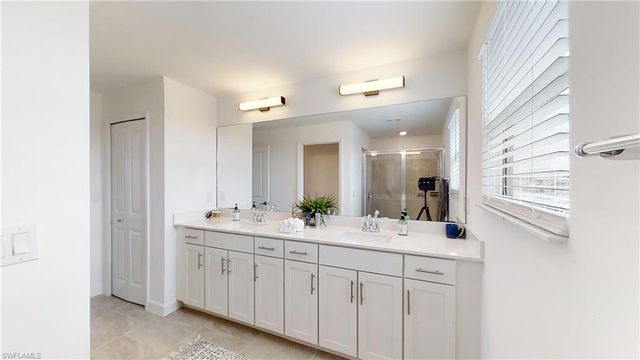 18302 Ridgeline DR, Estero, FL 33928