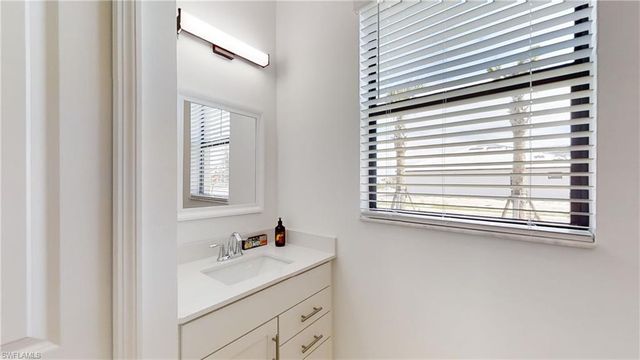 18302 Ridgeline DR, Estero, FL 33928