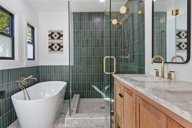 6554 Colbath, Valley Glen, CA 91401