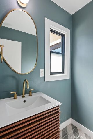 6554 Colbath, Valley Glen, CA 91401