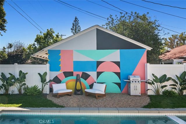 6554 Colbath, Valley Glen, CA 91401